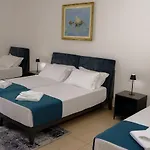 Hotel Palasa فندق